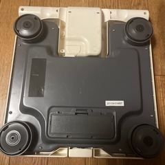 無料！オムロン　体重計の画像