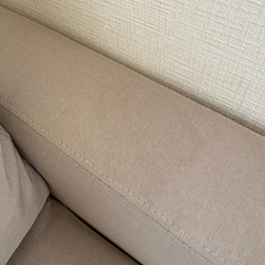 3人用ソファ、オットマン付きの画像