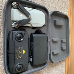 MAVIC小型ドローン