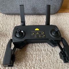 MAVIC小型ドローン