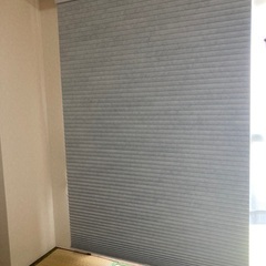 IKEA遮光断熱ブラインドトリッペヴァルスハニカムシェード