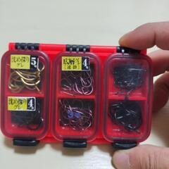 🎣釣具　針と針ケース