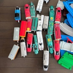 プラレール線路など一式の画像
