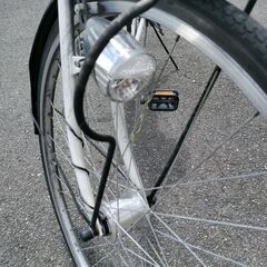 27インチ　６段変速　自転車　※前後パンク　現状渡しの画像