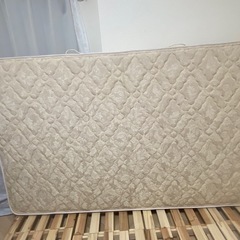【尼崎】【シモンズ】セミダブルマットレスの画像