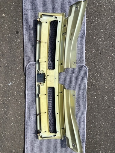 デリカD5 スポーティグリル