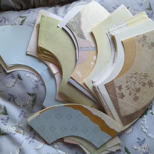 俳句や和歌を書く用紙