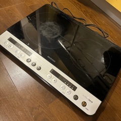 【アイリスオーヤマIHK-W12P-B】2口 IHクッキングヒーター 置き台付きの画像