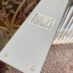 強化ガラス製器具　鍋敷き　株式会社伸晃　ベルカ　耐熱温度200°  15×45㌢の画像