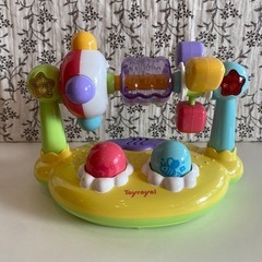 トイローヤル　まわしてクルクルサウンド　おもちゃ