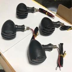 バイク網型プラスチックLEDウインカー四つの画像