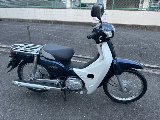 ホンダ　スーパーカブ　FI車　外装綺麗です