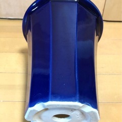 青の陶器の植木鉢 3鉢セットの画像