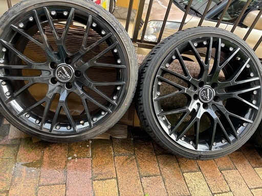 Carlsson 1/10x ブラック（20インチ）