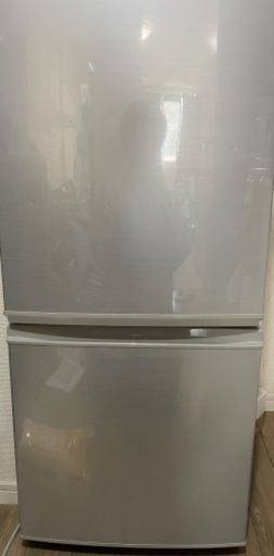 冷蔵庫　SHARP シャープ　2017年製　137L