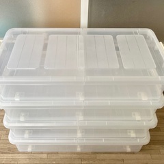 ニトリ キャスター付きベッド下収納 ケース 4個セットの画像