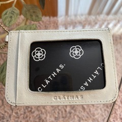 パスケース・定期入れ　クレイサス　CLATHAS  ホワイトの画像