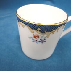 ウェッジウッド チャトレー デミタスカップ＆ソーサー ホワイト 小花柄 WEDGWOOD CHARTLEY 札幌 西岡店の画像