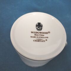 ウェッジウッド チャトレー デミタスカップ＆ソーサー ホワイト 小花柄 WEDGWOOD CHARTLEY 札幌 西岡店の画像