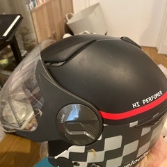 バイクのジェットヘルメット