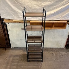 《売約済》【武蔵小山店】 オープンシェルフ スリムラック パイプデザイン インダストリアル 木製 シェルフ 棚 ラック 隙間収納  デザイン 飾り棚 🚚 運搬無料エリア有 / 品川区 リサイクルショップ ランバールーム 武蔵小山店  ◀︎ 武蔵小山パルム 戸越銀座 隣の画像