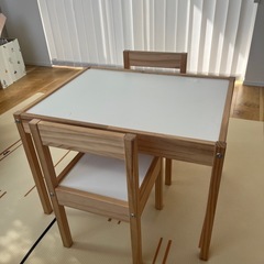 IKEA 子ども用テーブル