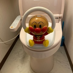 アンパンマンの補助便座➕補助便座スタンド  リッチェル