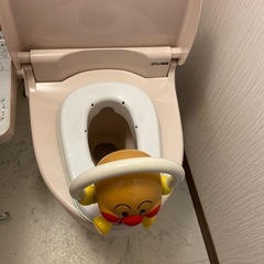 アンパンマンの補助便座➕補助便座スタンド  リッチェルの画像