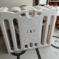 ベビーサークル　折りたたみ式
