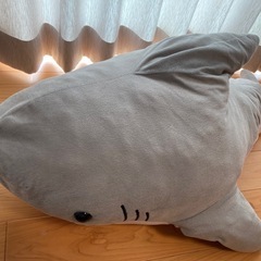 サメ　特大ぬいぐるみの画像