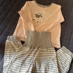 子供服　パジャマ