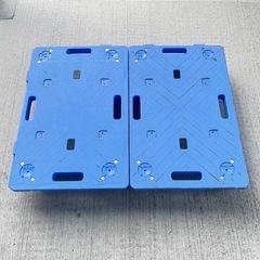 残り30台程です。 平台車 台車 10台