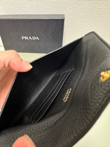 PRADA 長財布