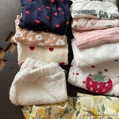女の子洋服80〜90 写真より枚数増えましたの画像