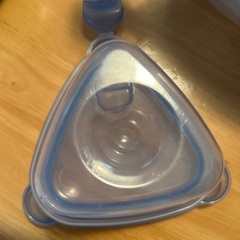 おにぎり用タッパーの画像