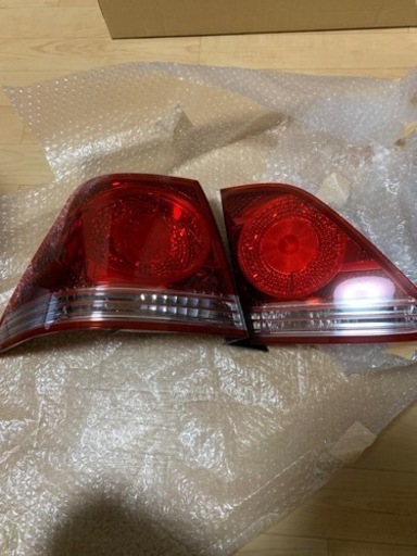 18クラウンアスリート　前期テールランプ