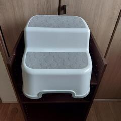 踏み台　西松屋