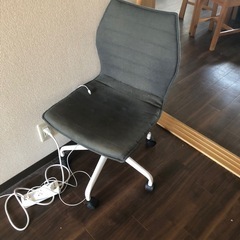 デスクチェア