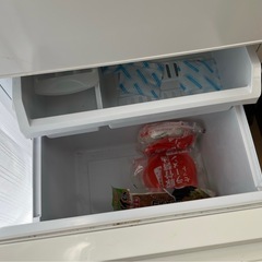 冷蔵庫【30日15:30~16:30or9/3 11:00~13:00引き取りに来てくださる方】の画像