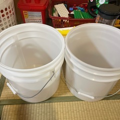 ペール缶　プラスチック