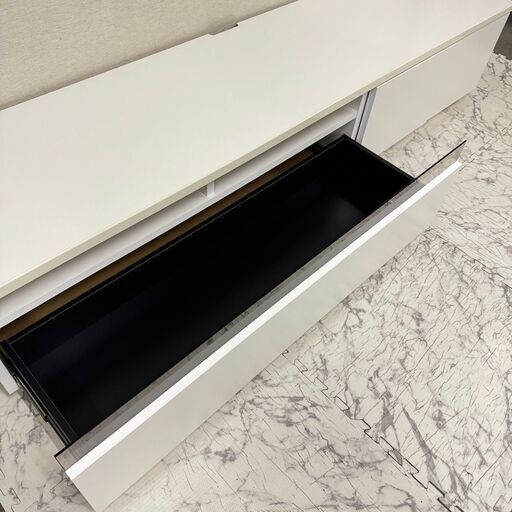  19389  LOWYA テレビ台 テレビボード 幅180   ◆大阪市内・東大阪市他 6,000円以上ご購入で無料配達いたします！