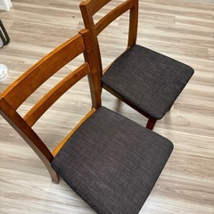 ダイニングチェア2脚の画像