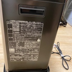 石油ファンヒーター(TOYOTOMIのLC-SHB40 F)の画像