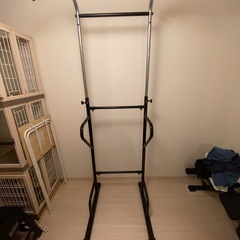 懸垂、チンニング、トレーニング機器