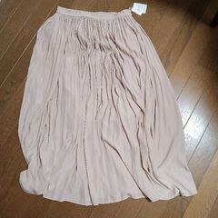 新品～タグ付イングロングスカート4900円+税→850円