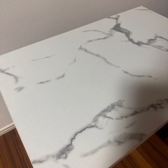 サイドテーブル　大理石柄の画像