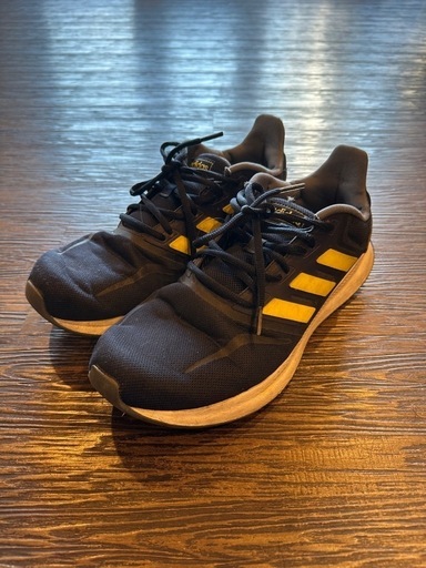adidas スニーカー、　アディダス
