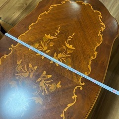 アンティーク家具　ローテーブルの画像