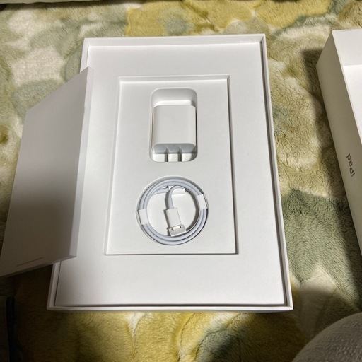 iPod第9世代64GB とても綺麗です❤️自宅や、駅まで、持って行きます?