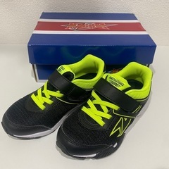 ホーキンス　キッズ用シューズ　サイズ18